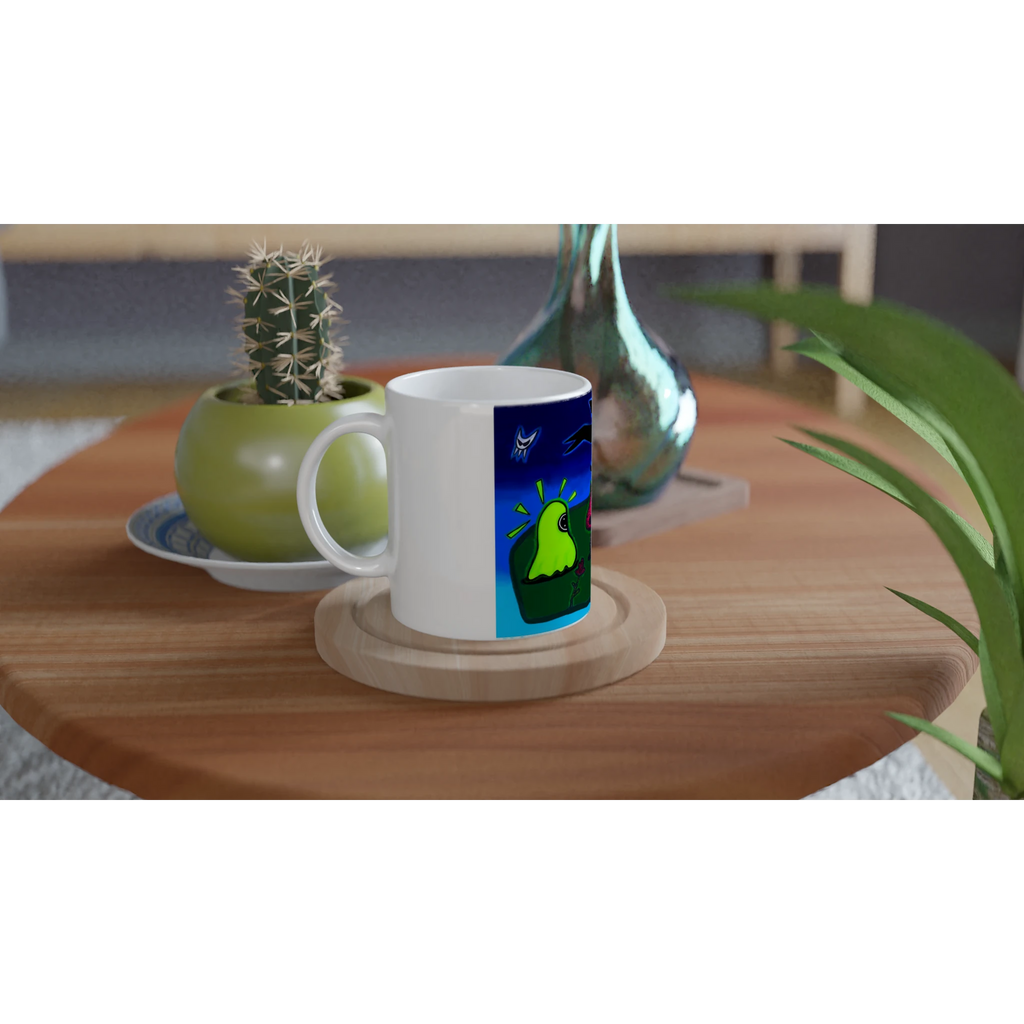 Weiße matte Galaxy Fight Tasse  auf Holztisch mit handgezeichneter Retro-Game-Illustration von JUPek Studio